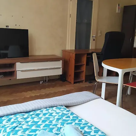 Pansiyon Spacious In 6 Near Center