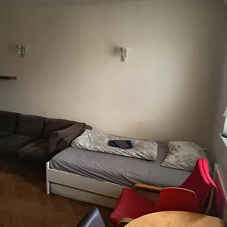 Pansiyon Spacious In 6 Near Center