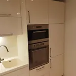 Spacious In 6 Near Center *