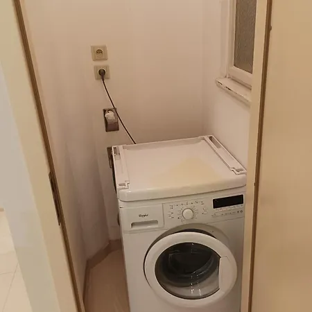 Spacious In 6 Near Center * Praga